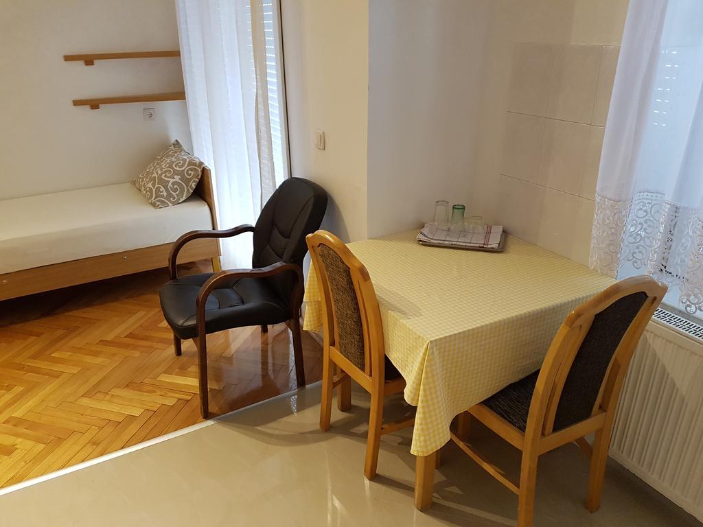 Apartmani Amaro 노비사드 외부 사진